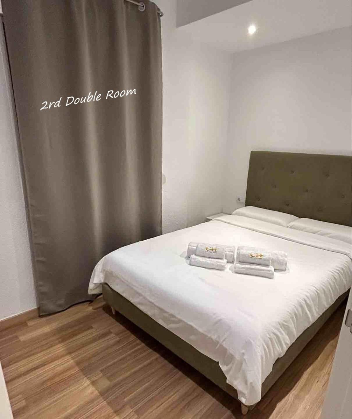 Ch Apartments Аликанте Екстериор снимка